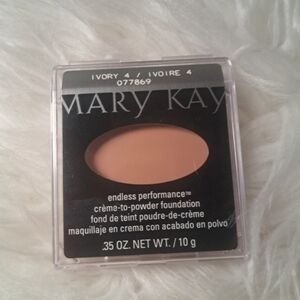 Mary Kay Endless Performance Foundation - Ivory 4